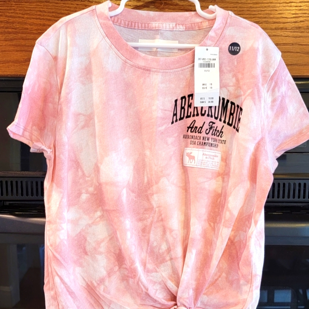 NWT, EXCELLENT CONDITION,